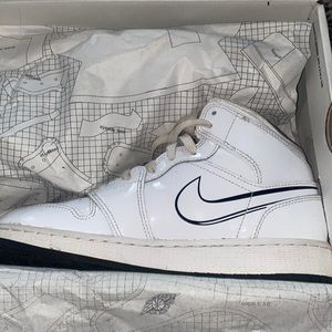 Air Jordan 1 MID SS (GS)